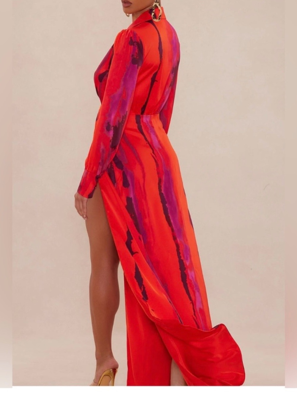 Red & Pink High-Slit Maxi Dress - Sleek Long Sleeve Evening Gown